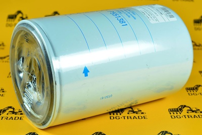 Масляный фильтр JCB JS 32/925953 (1)