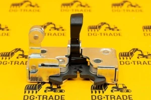 Замок двери (правый) JCB (Original) 332/A9117